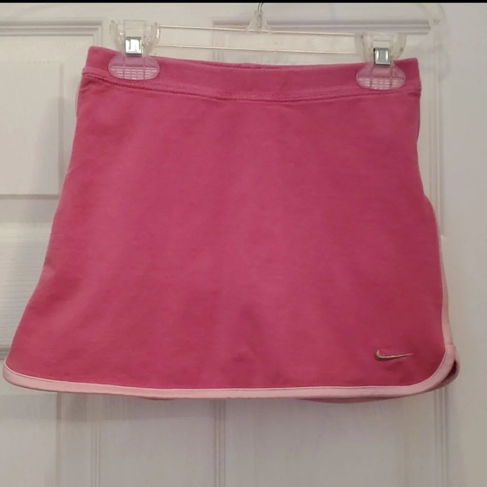 Nike girl 6x