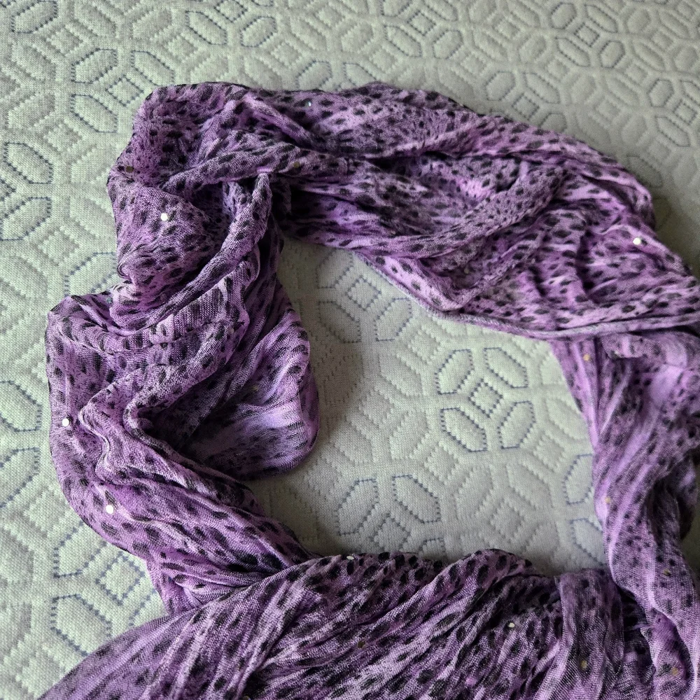 Elegant Purple Scarf With Sequen Accents And Fringe