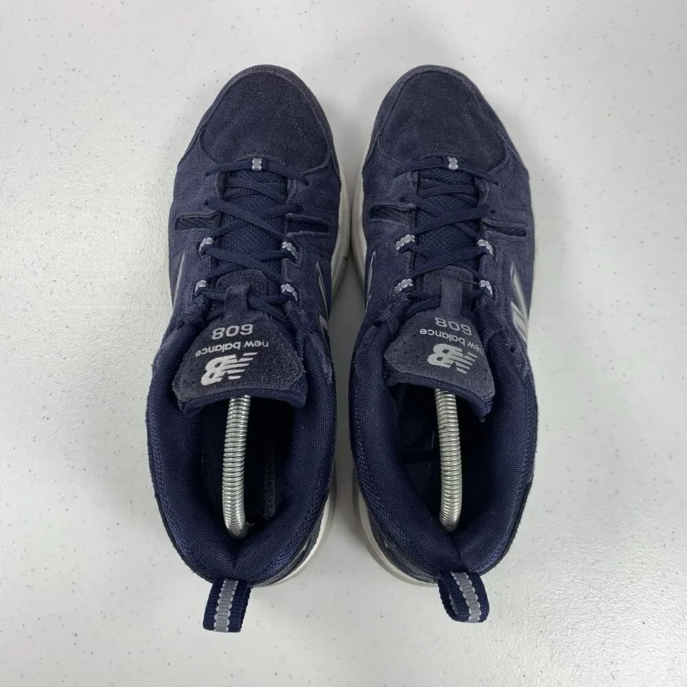New Balance suede size 608v5