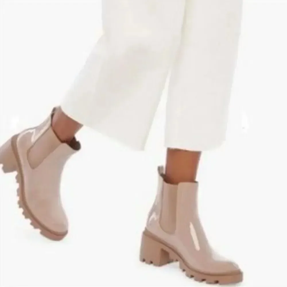 BRAND NEW DOLCE VITA CAFE PATENT HUEY LUG BOOTS