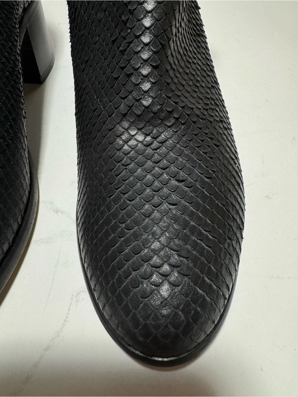 Cordani toe print preowned