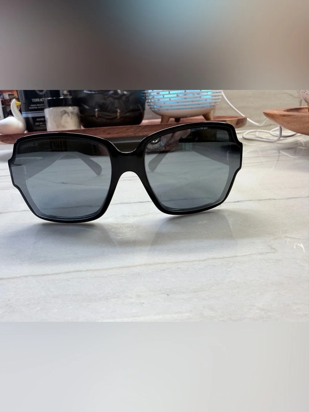 CHANEL stylish oversized