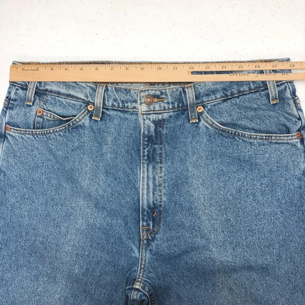 Levis item fair