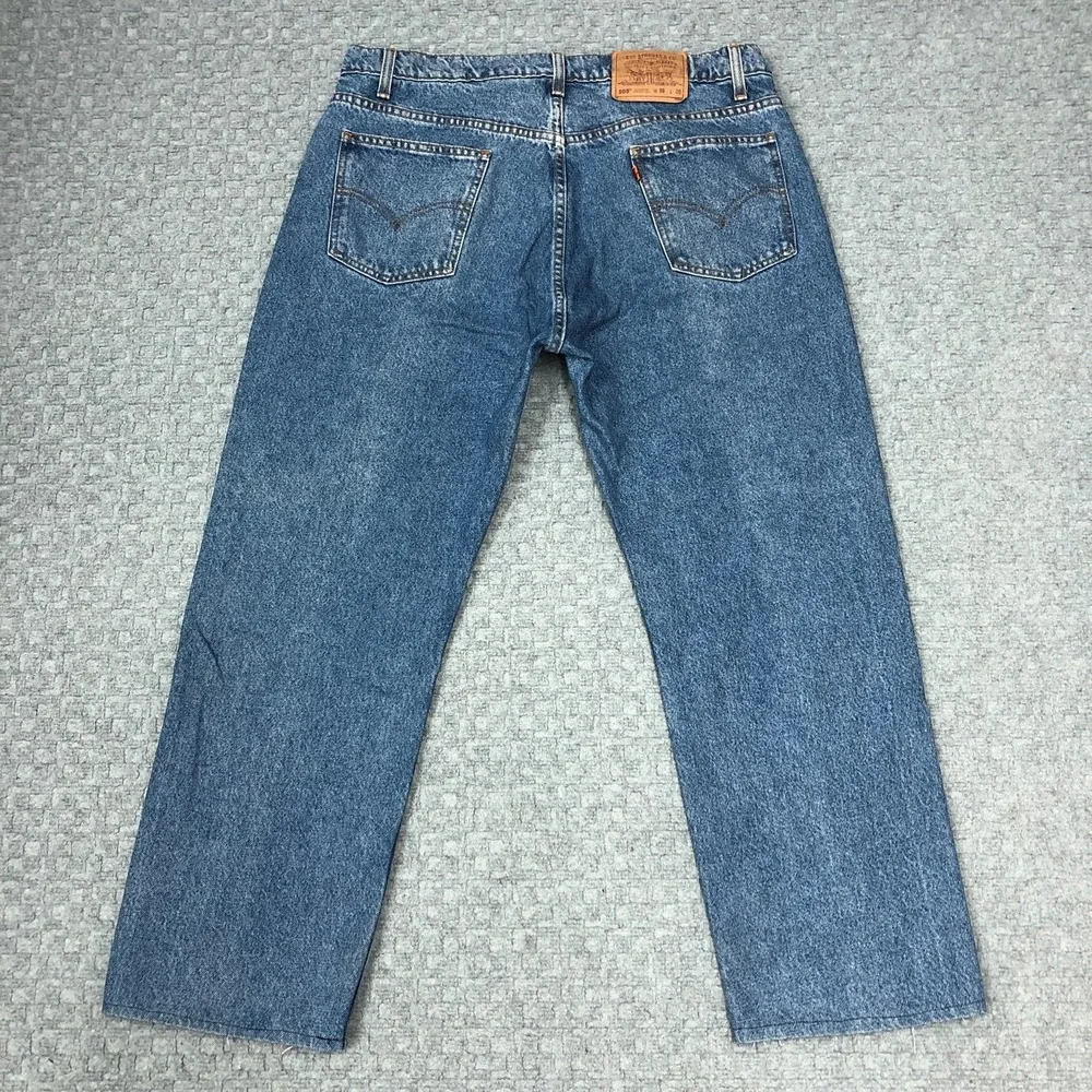 Levis item fair