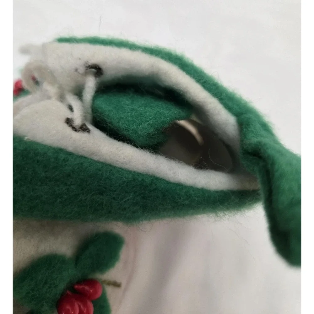 Vintage Felt Christmas Ornaments Shoes Green And‎ Red Retro Holiday Decor