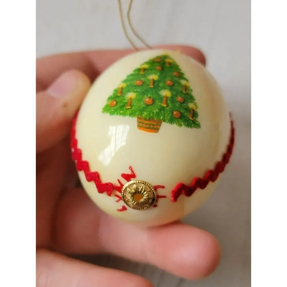 Unbranded christmas tree