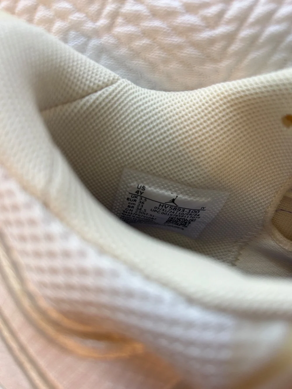 Nike Jordan Tatum 3 size 4Y