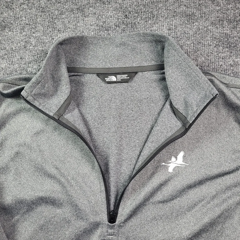The North Face Mens‎ Gray Quarter Zip Pullover Bird Logo Size Medium