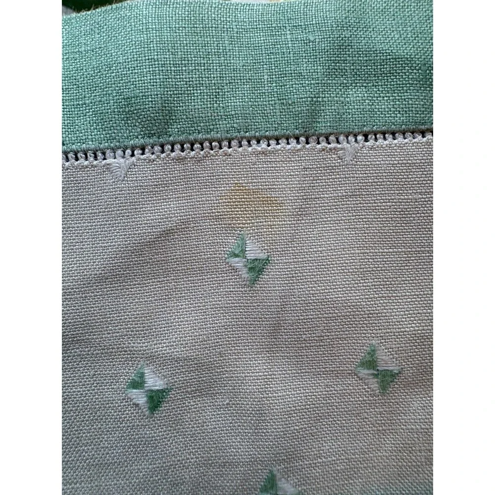 Unbranded vintage linen