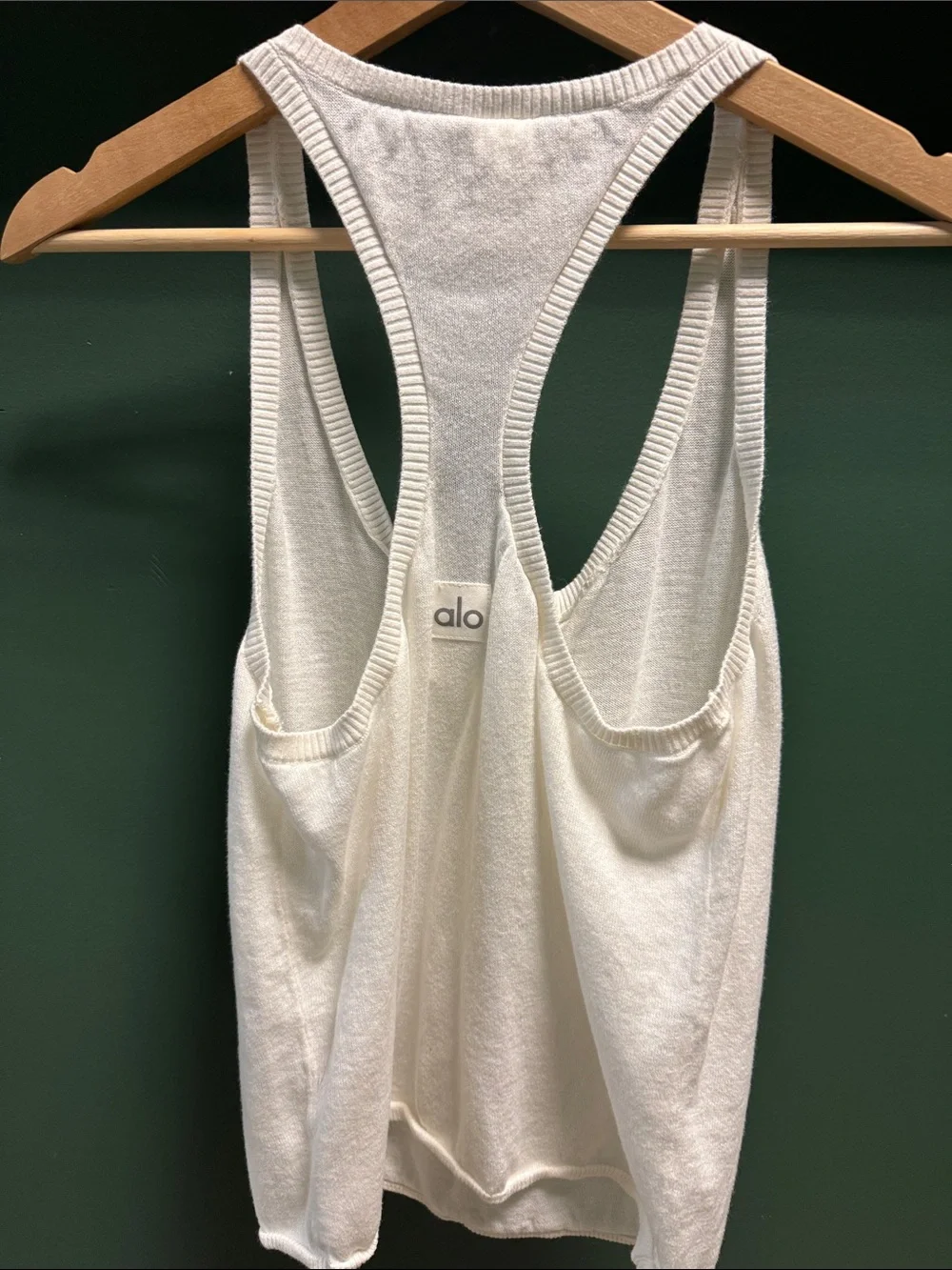 ALO Yoga cream ribbed