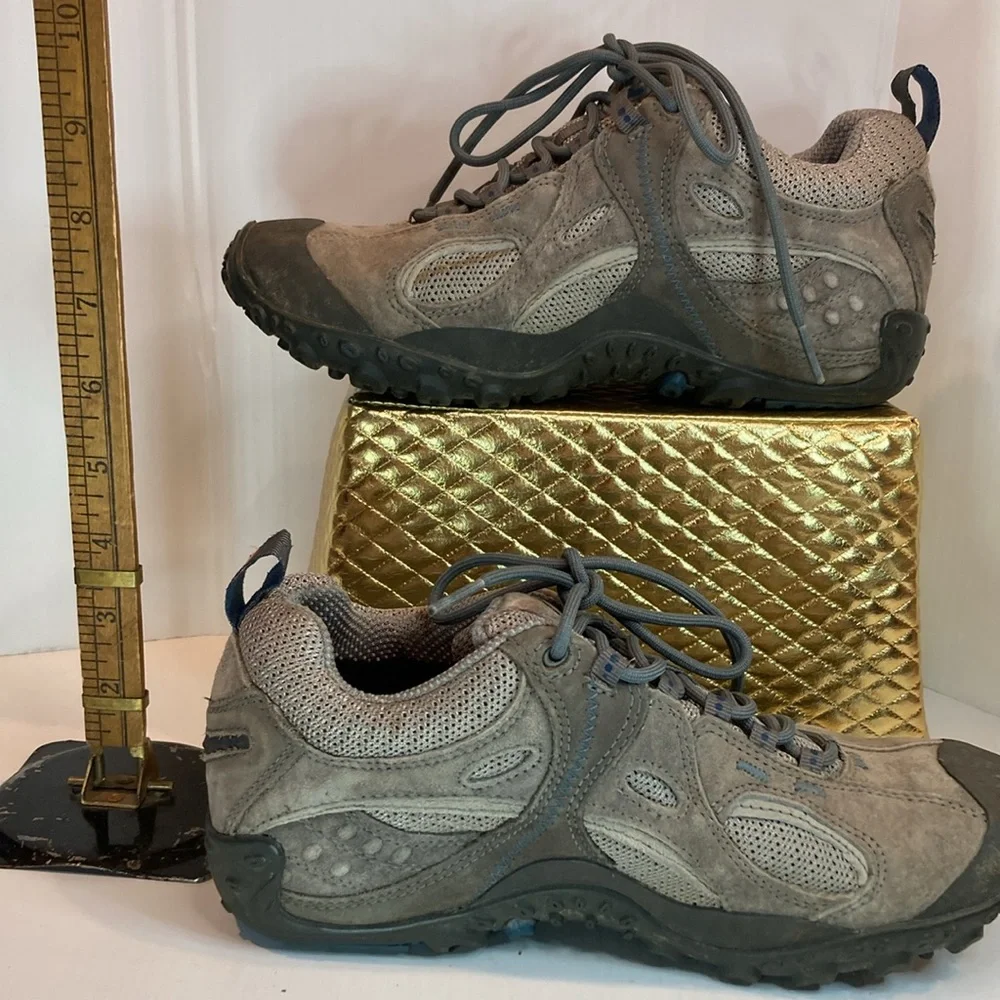Merrell wind chameleon