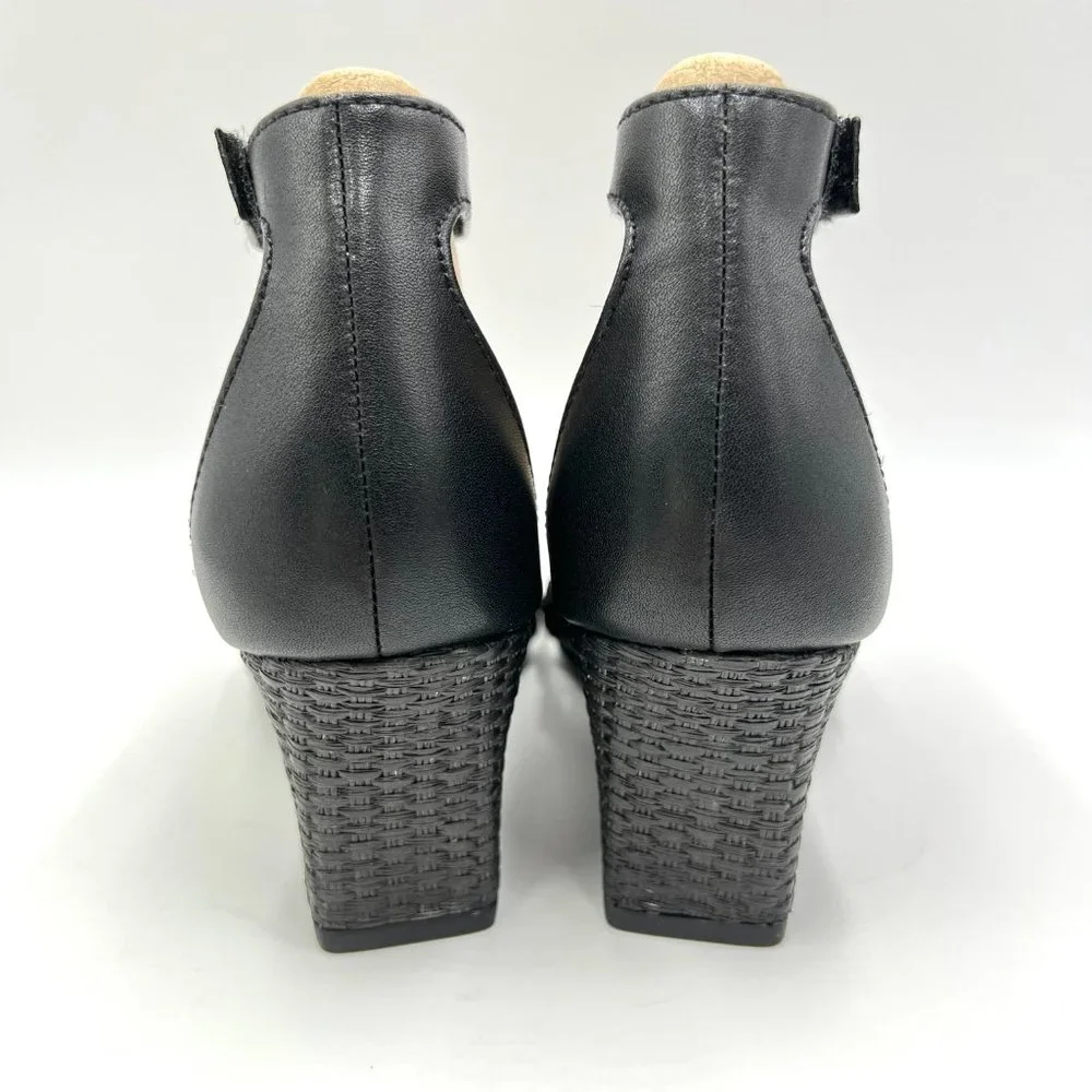 Clarks Womens Size 7 7M‎ Kyarra Joy Black Leather Wedges Sandals Shoes