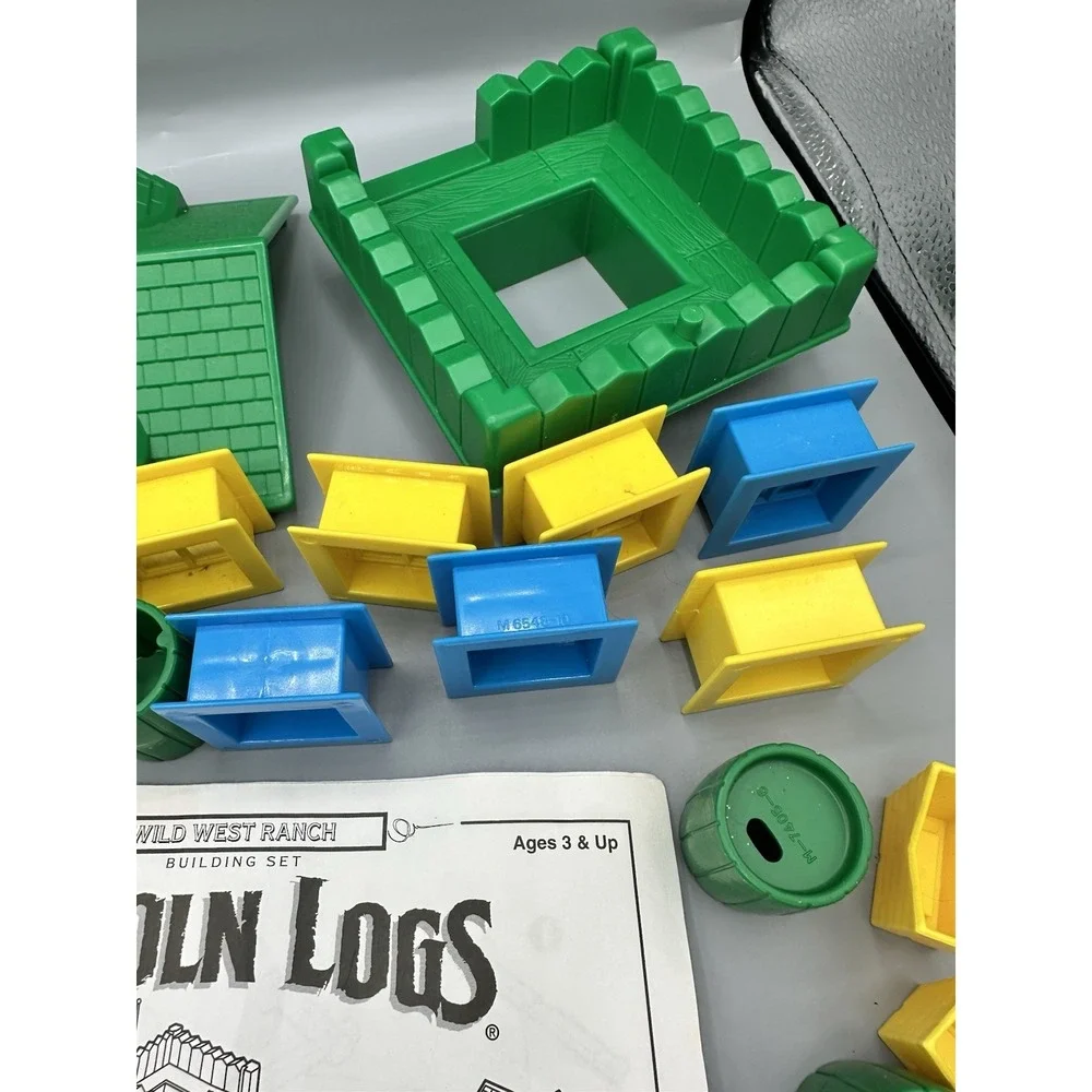 Lincoln Logs vintage lincoln