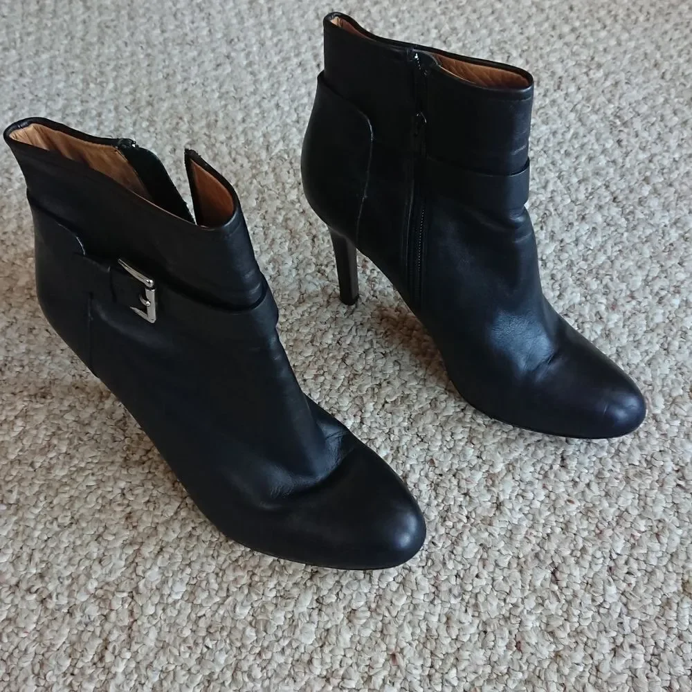 Coach Mason Black Leather Ankle Boots Size 9.5B