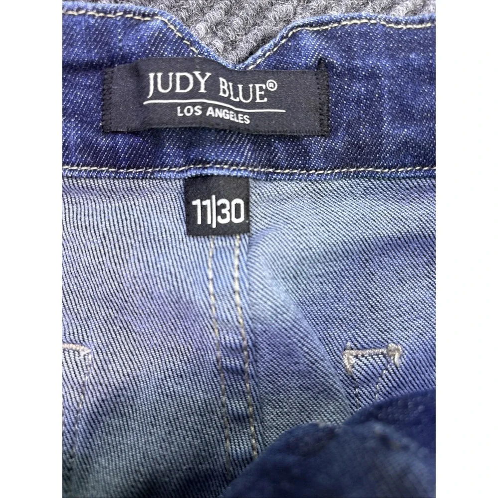 Judy Blue blue them pattern