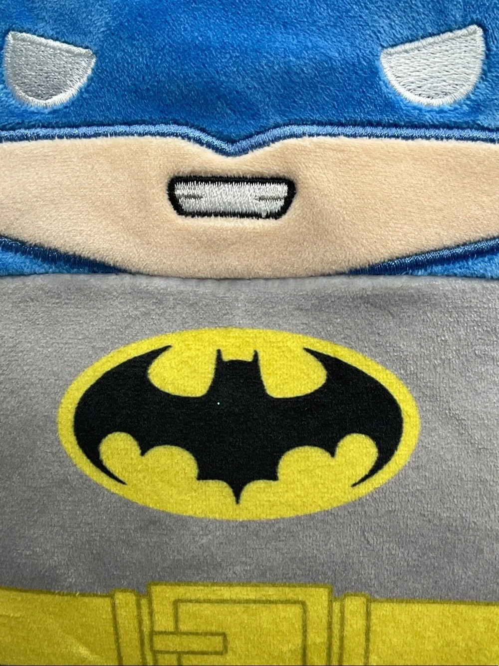 DC Comics Blue Batman Plush with Yellow Logo and Belt (47)