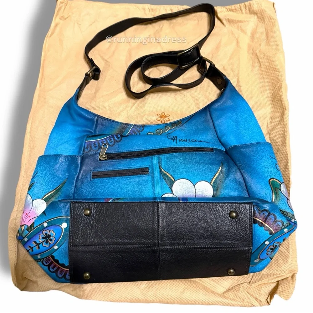 Anuschka new out