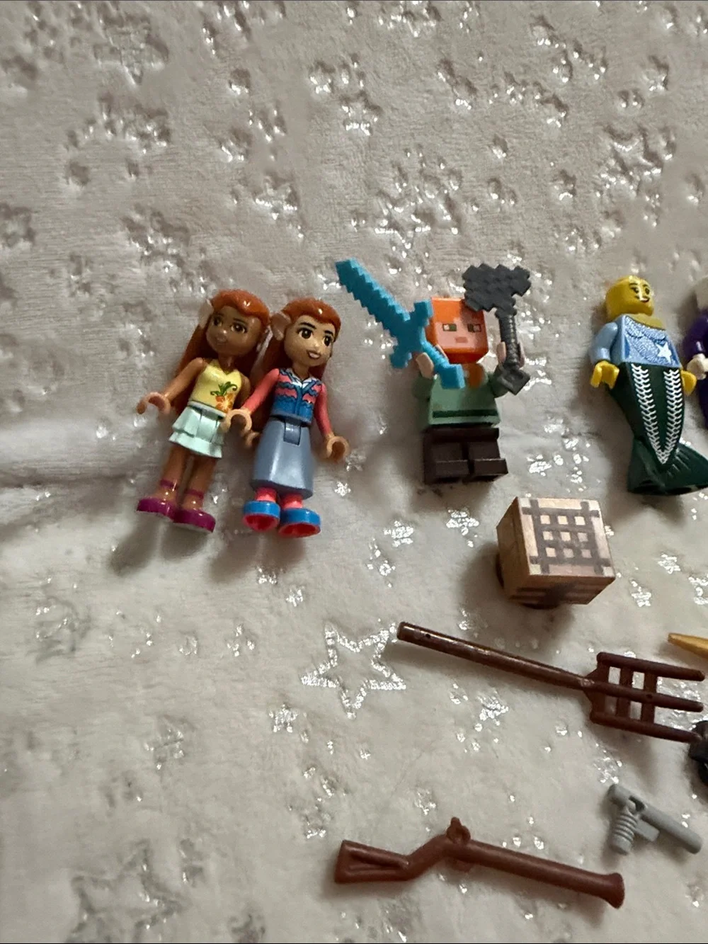 Mixed lot of Legos with minifigures