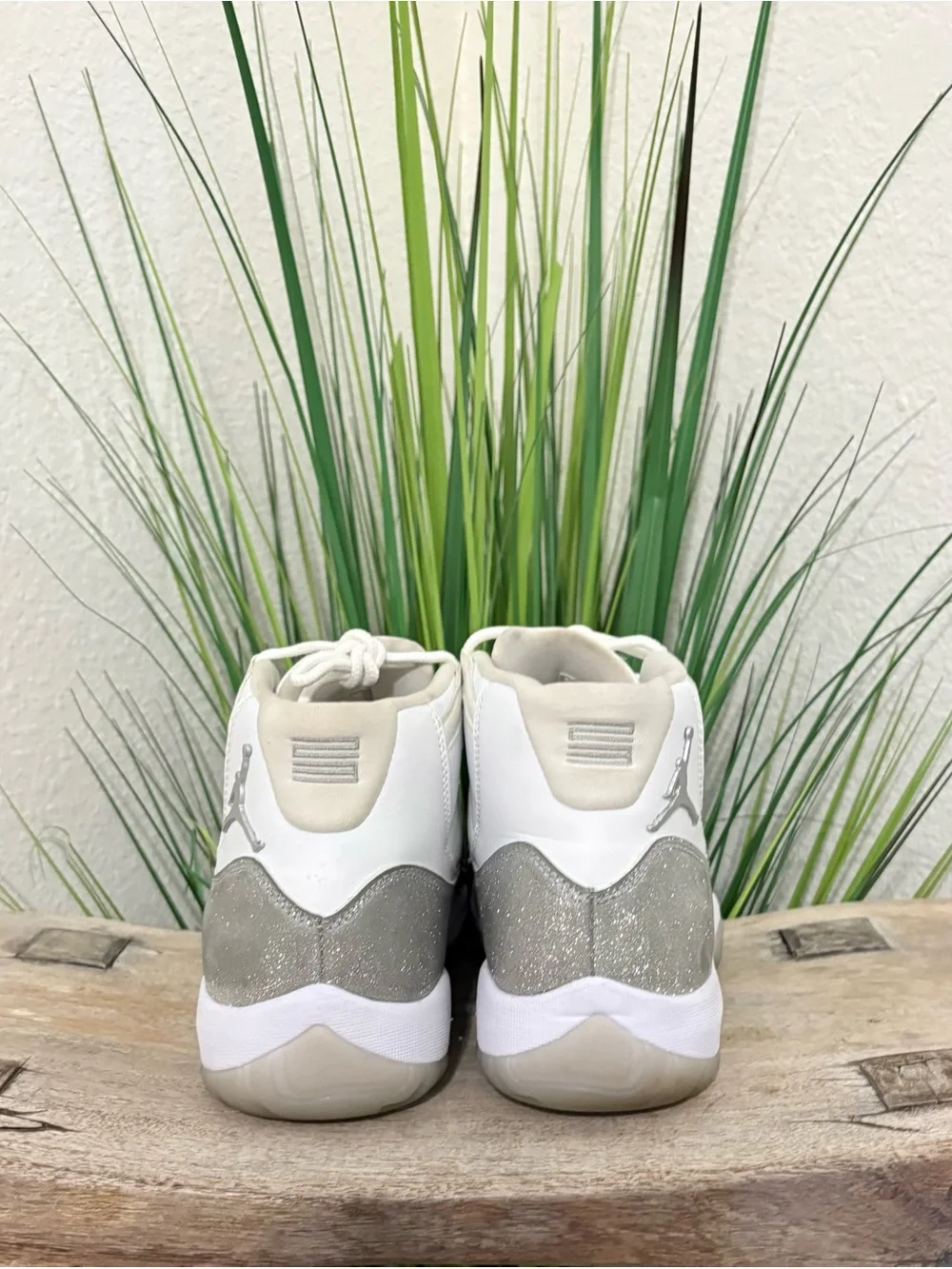 Jordan 11 white