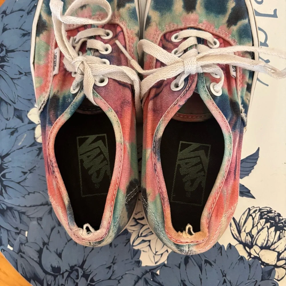Vans classic low