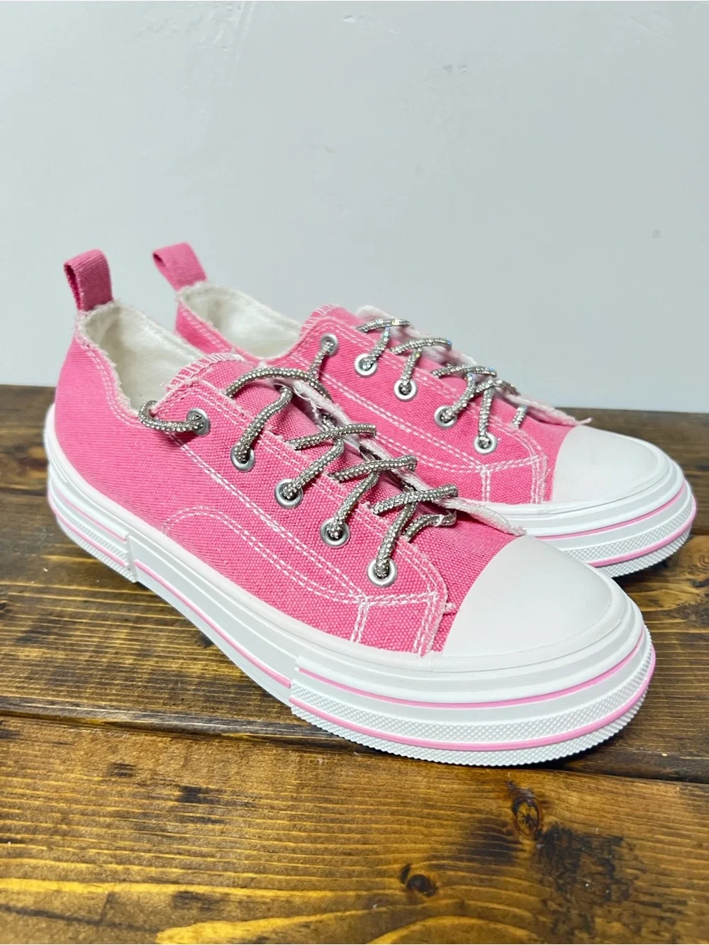 VERY G Women's Very G Aman Sparkle Shoes pink