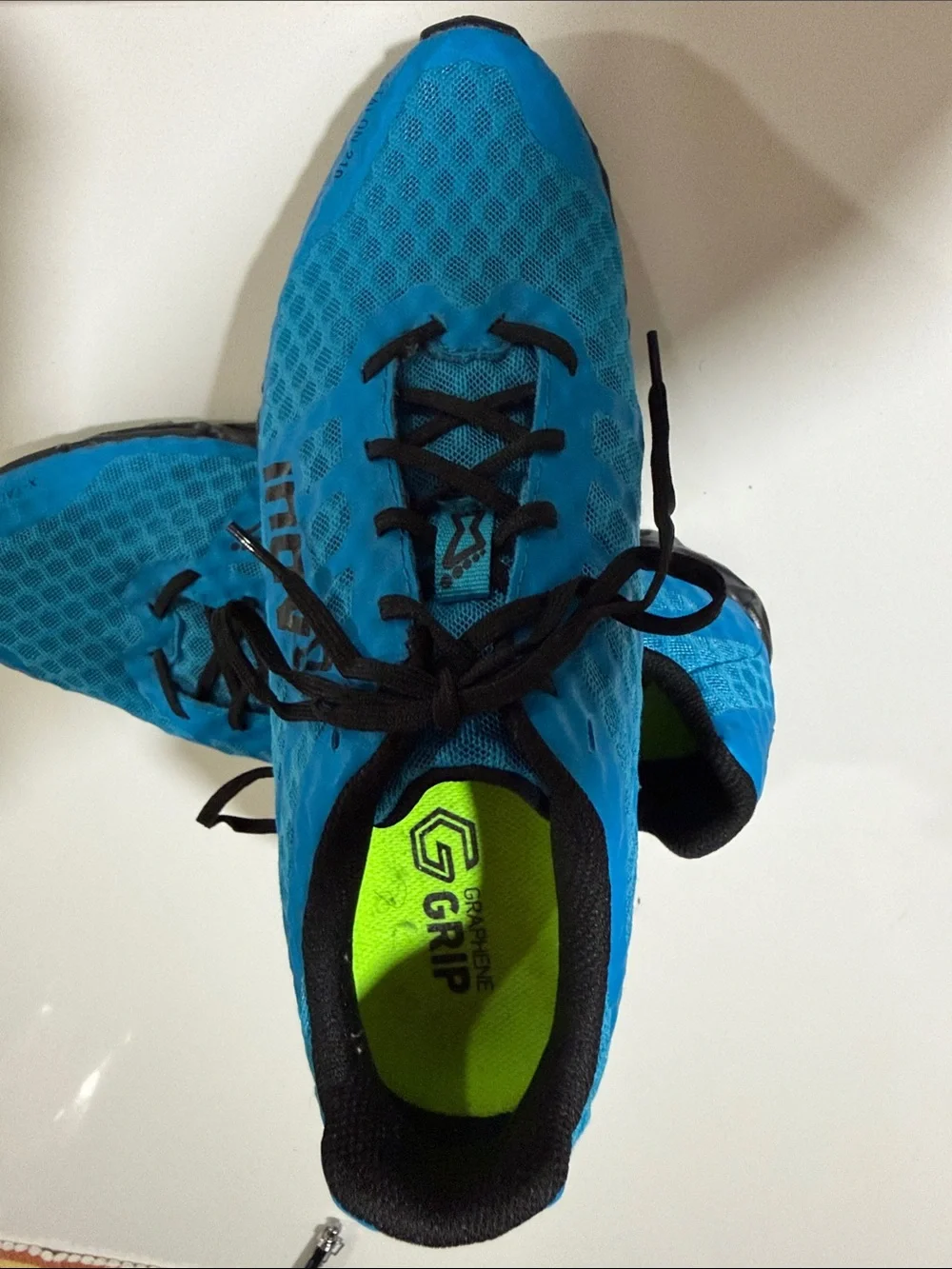 Inov-8 responsive road