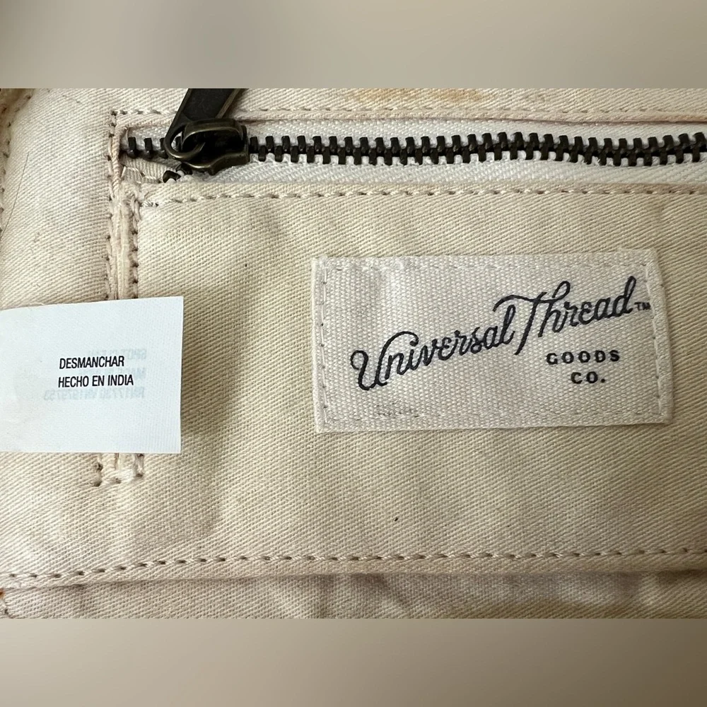 Universal Thread Wallet Small Zip Cream with Brown Strips