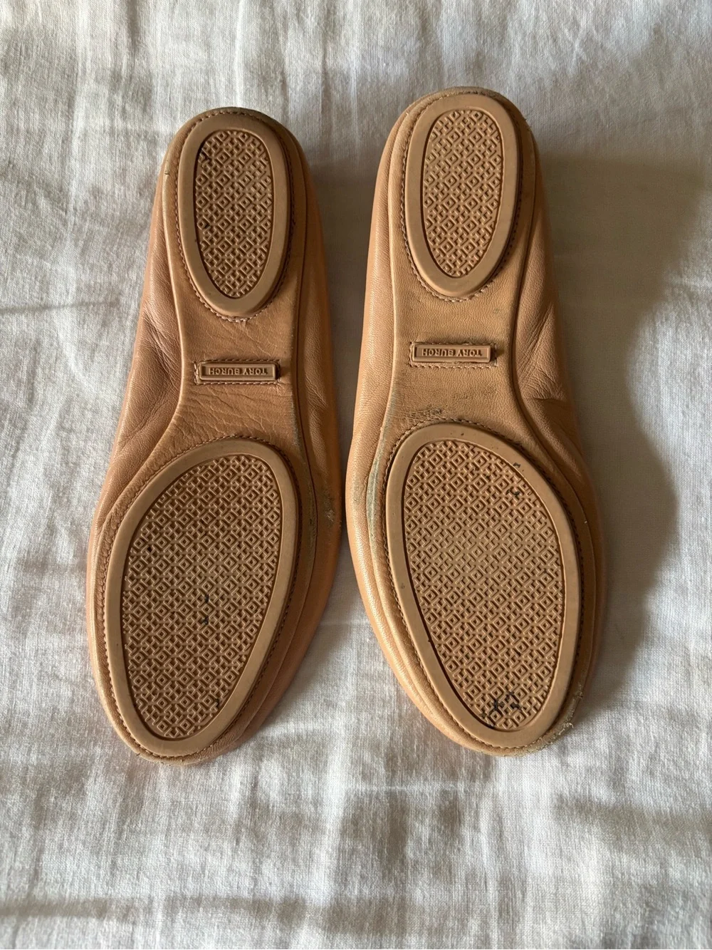 Tory Burch tonal neutral