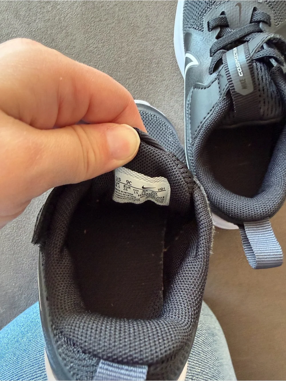 Nike black kids