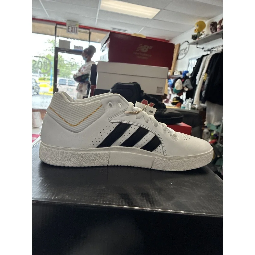 adidas performance durable metallic