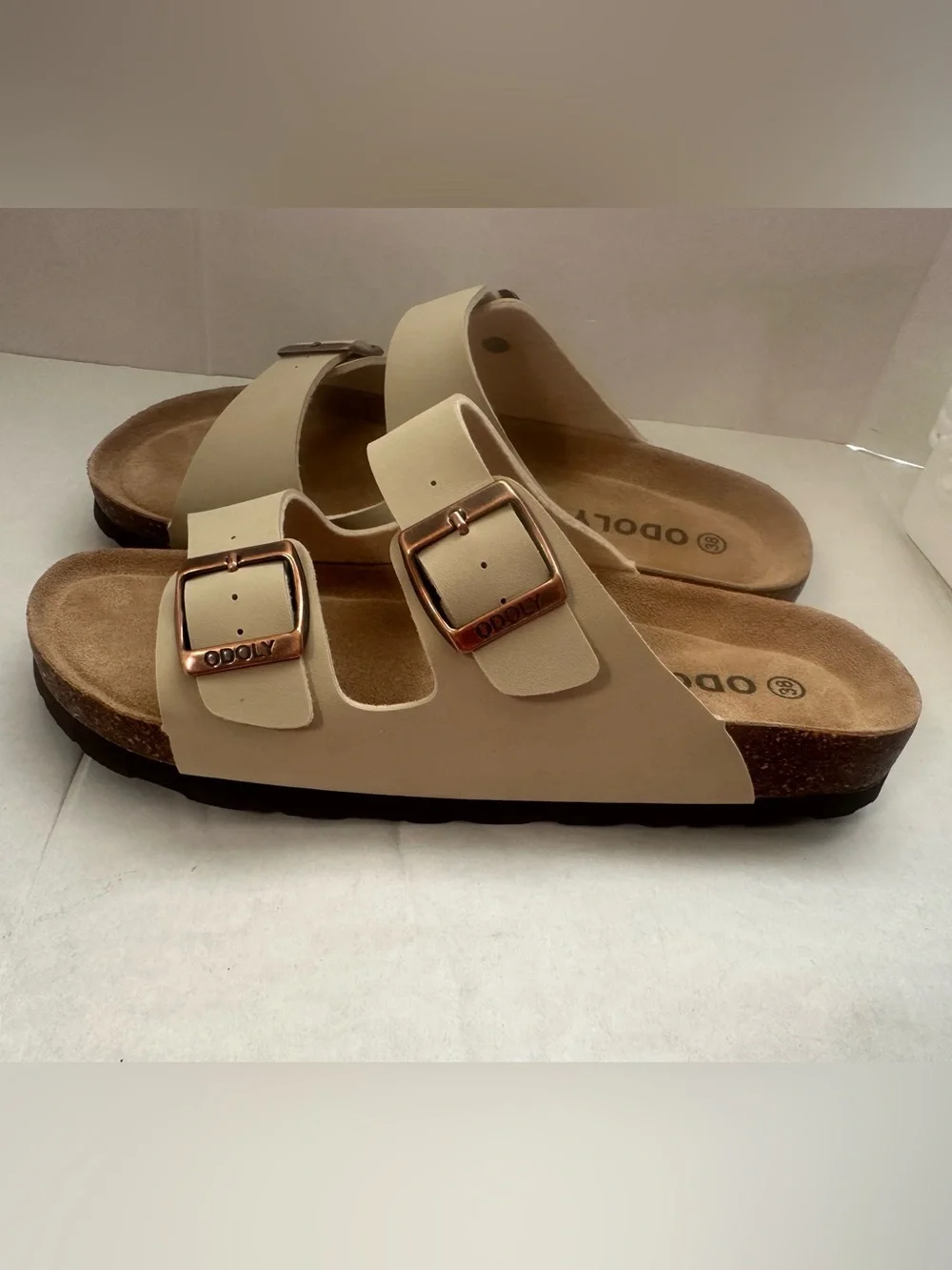 ODOLY double buckle