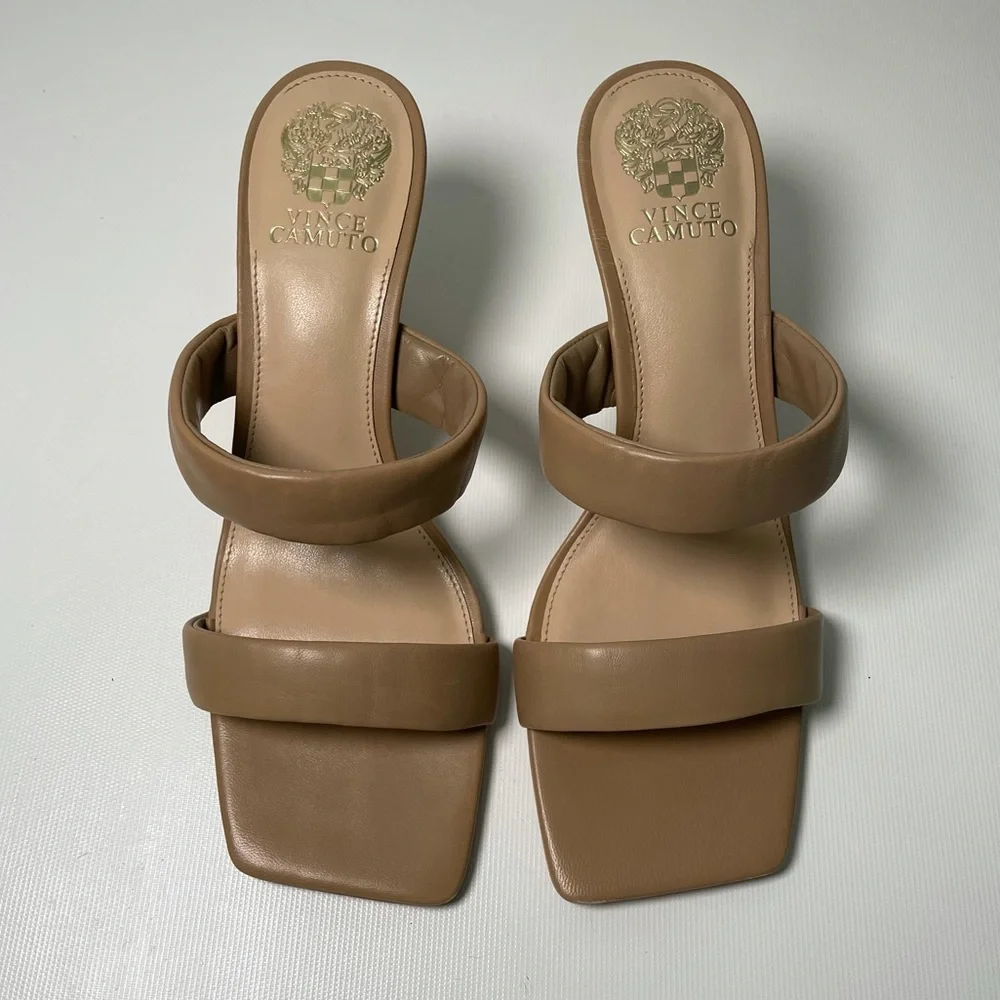 Vince Camuto nwot vince
