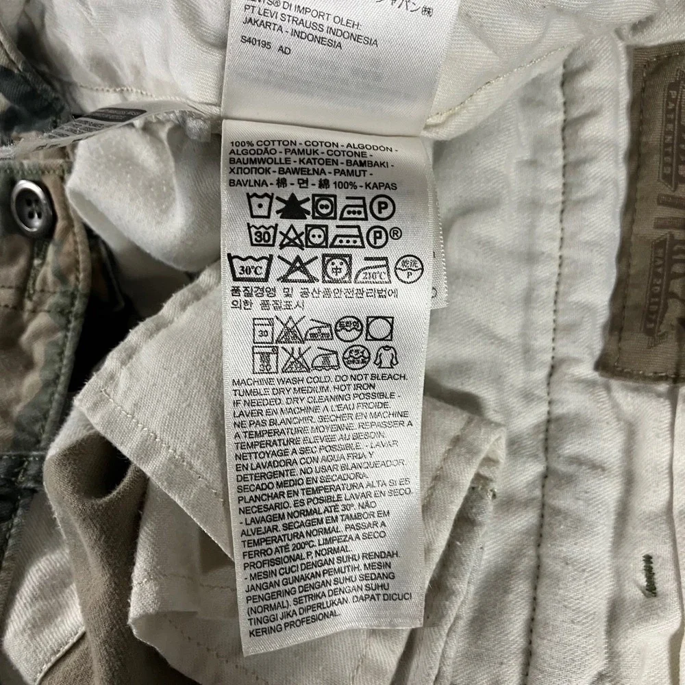 Levis Strauss preowned good