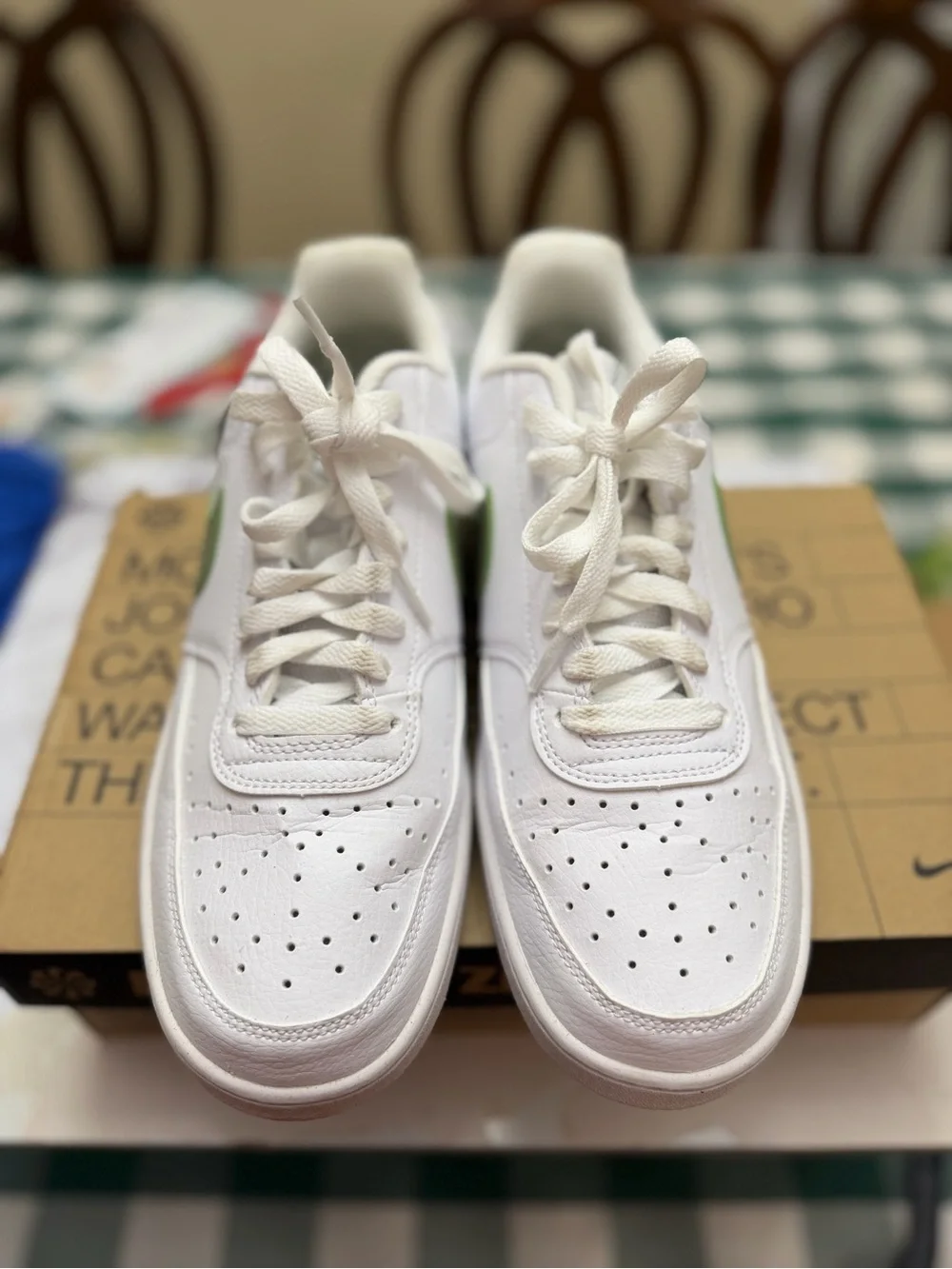 Nike classic low