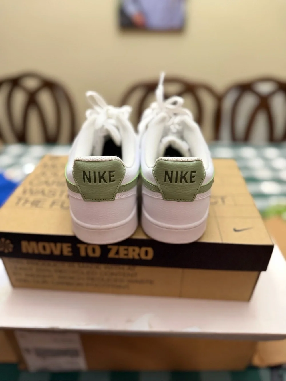 Nike classic low