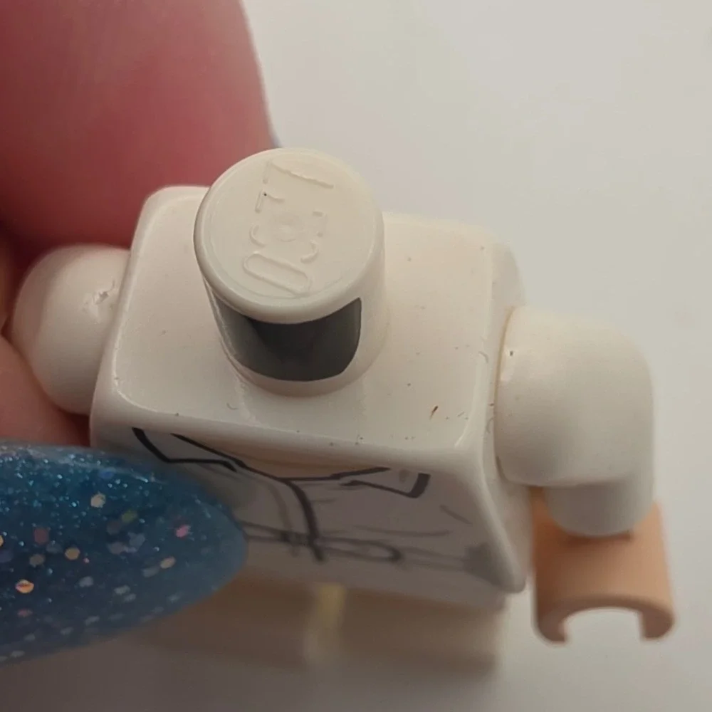 LEGO Minifigure Claire Dearing White Suit Orange Hair Good Jurrasic Park World