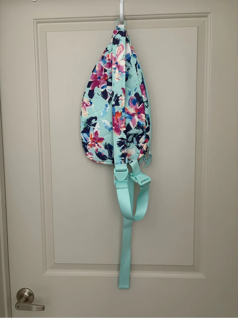 Vera Bradley compact sling