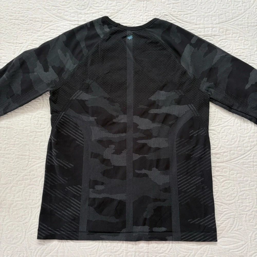 Athleta Girl Power Up Camo Top, Black Camo Sz XL 14