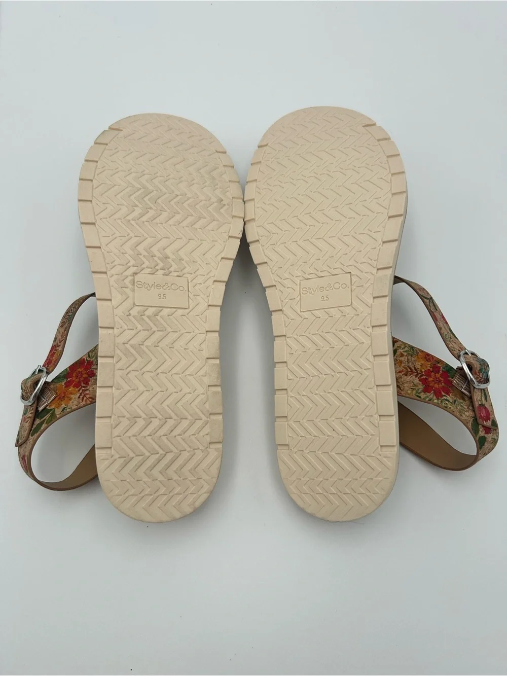 Style & Co. closure flexible unlined