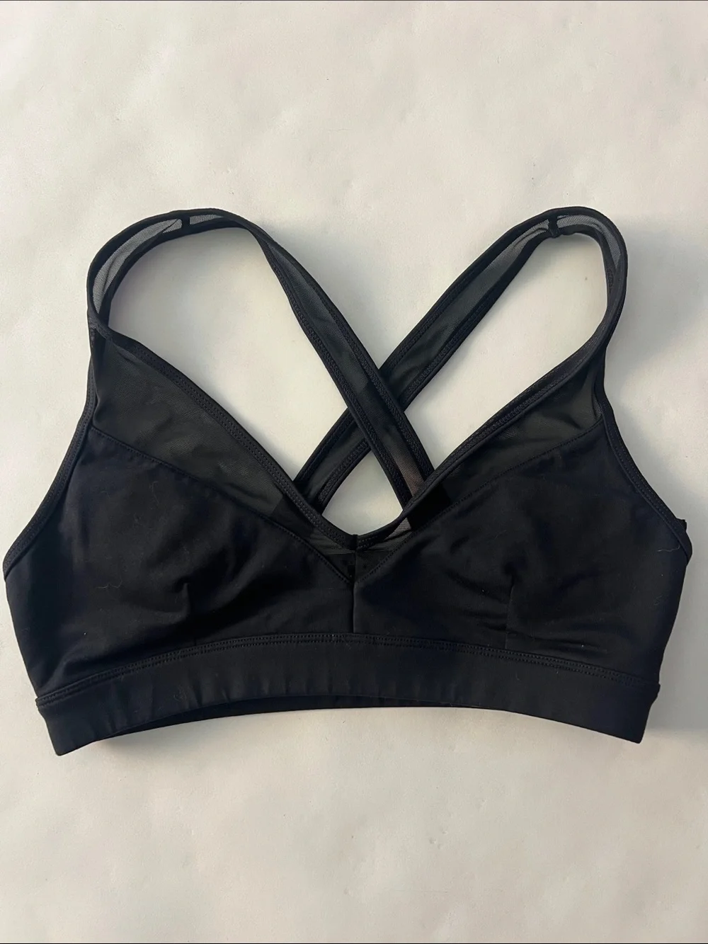 ALO Yoga neckline wicking gorpcore