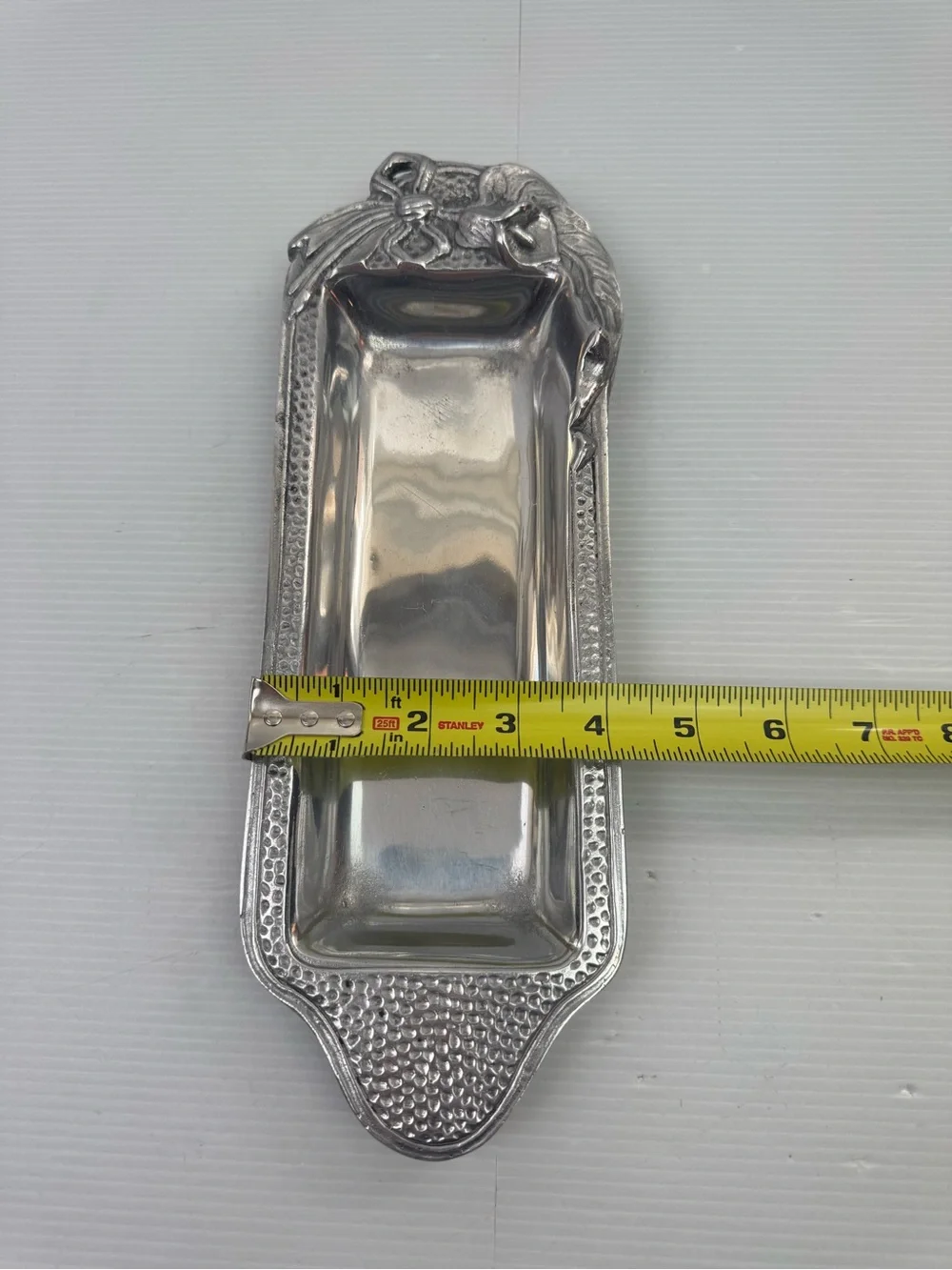 VTG Art Nouveau Cast Metal Hanging Wall Pocket Tray Ribbon Floral Catchall 12”
