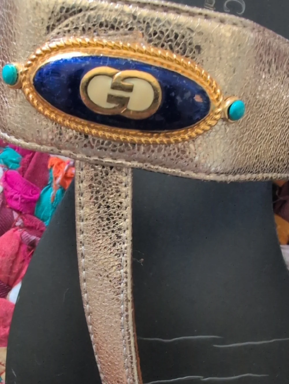 Gucci thong sandals