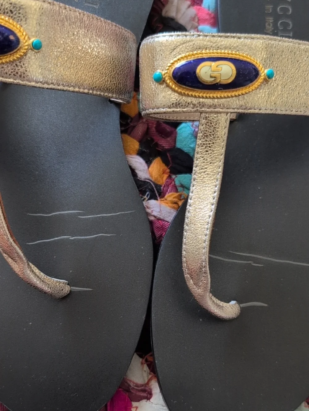 Gucci thong sandals