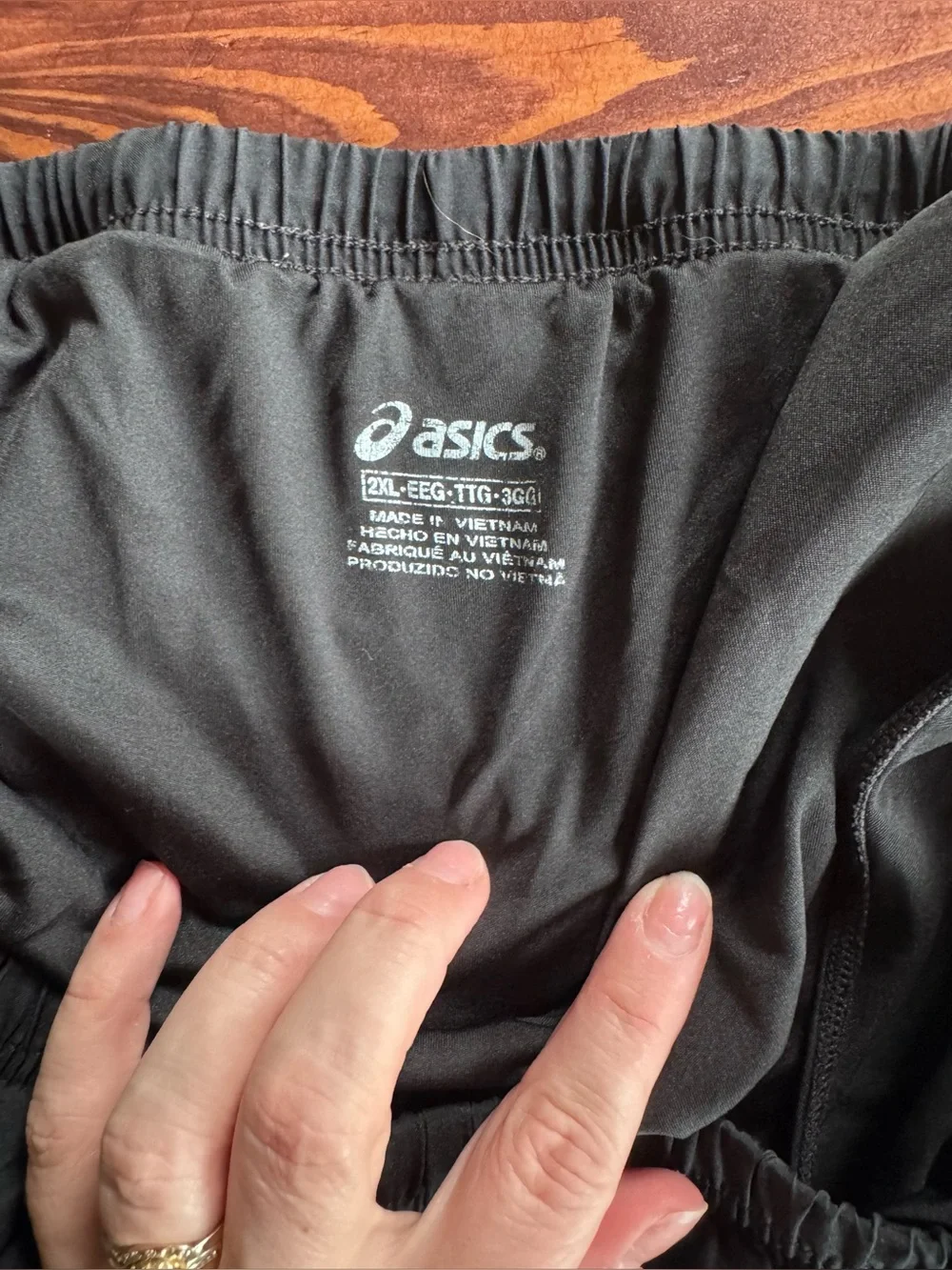 Asics lightweight black