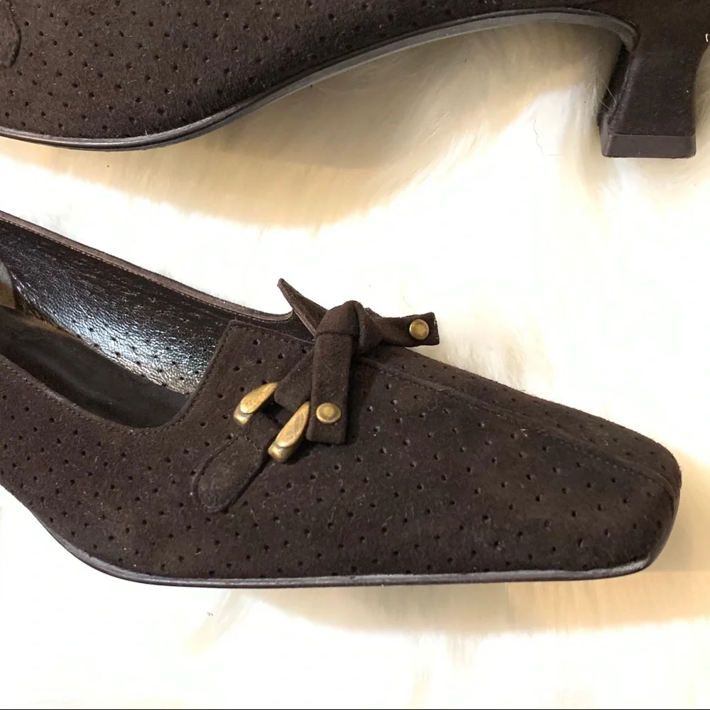 Stuart Weitzman elegant stuart