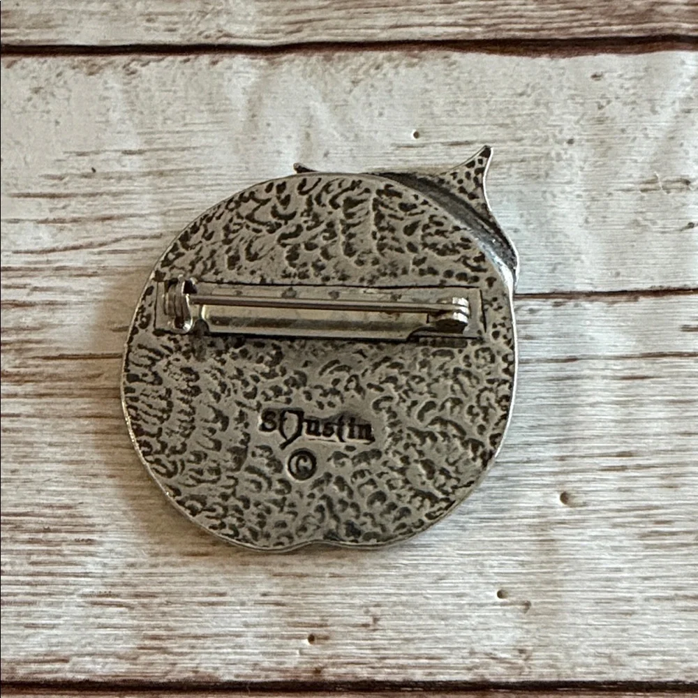 st justin charming pewter
