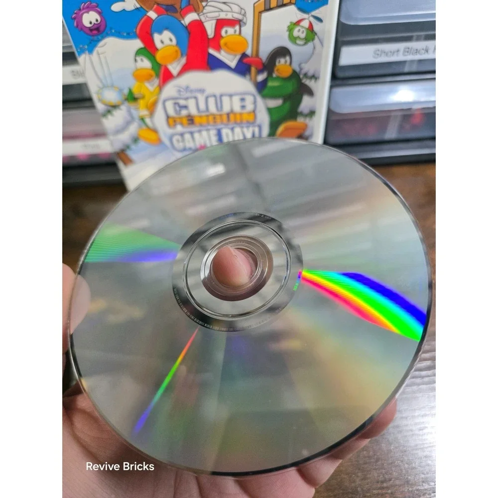 N/A club penguin