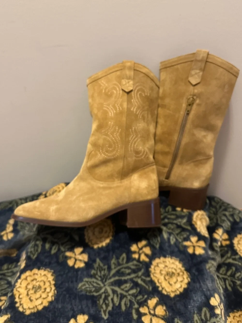 Sezane low ankle