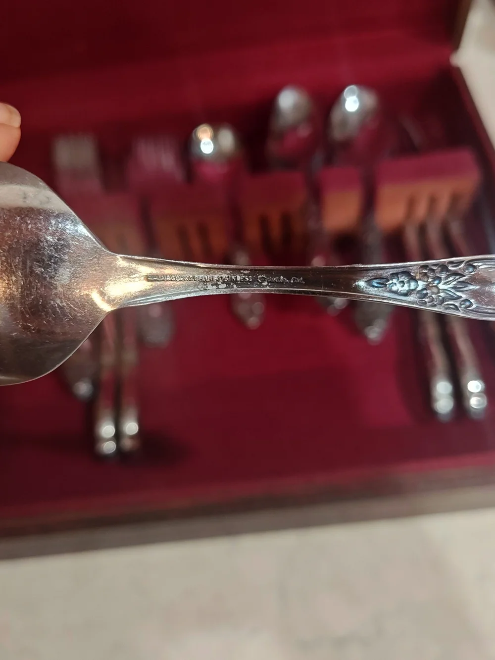 Oneida elegant silver