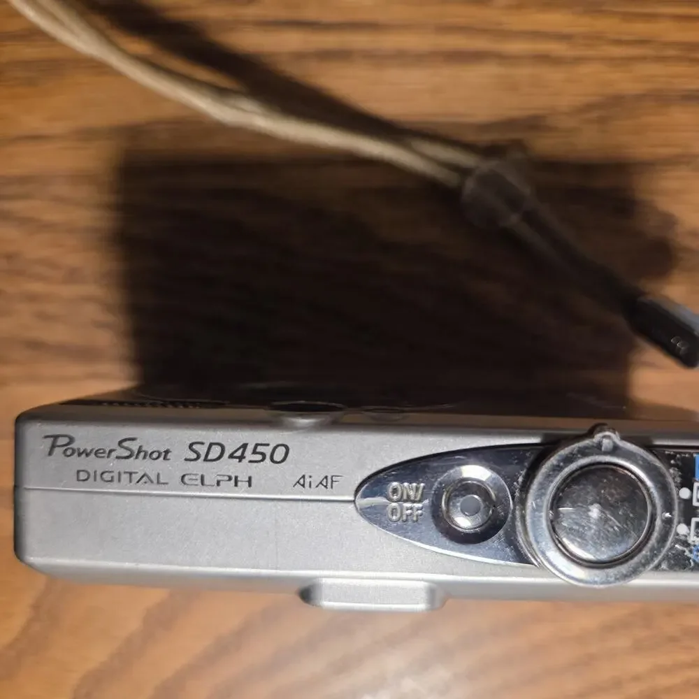 Canon turns battery